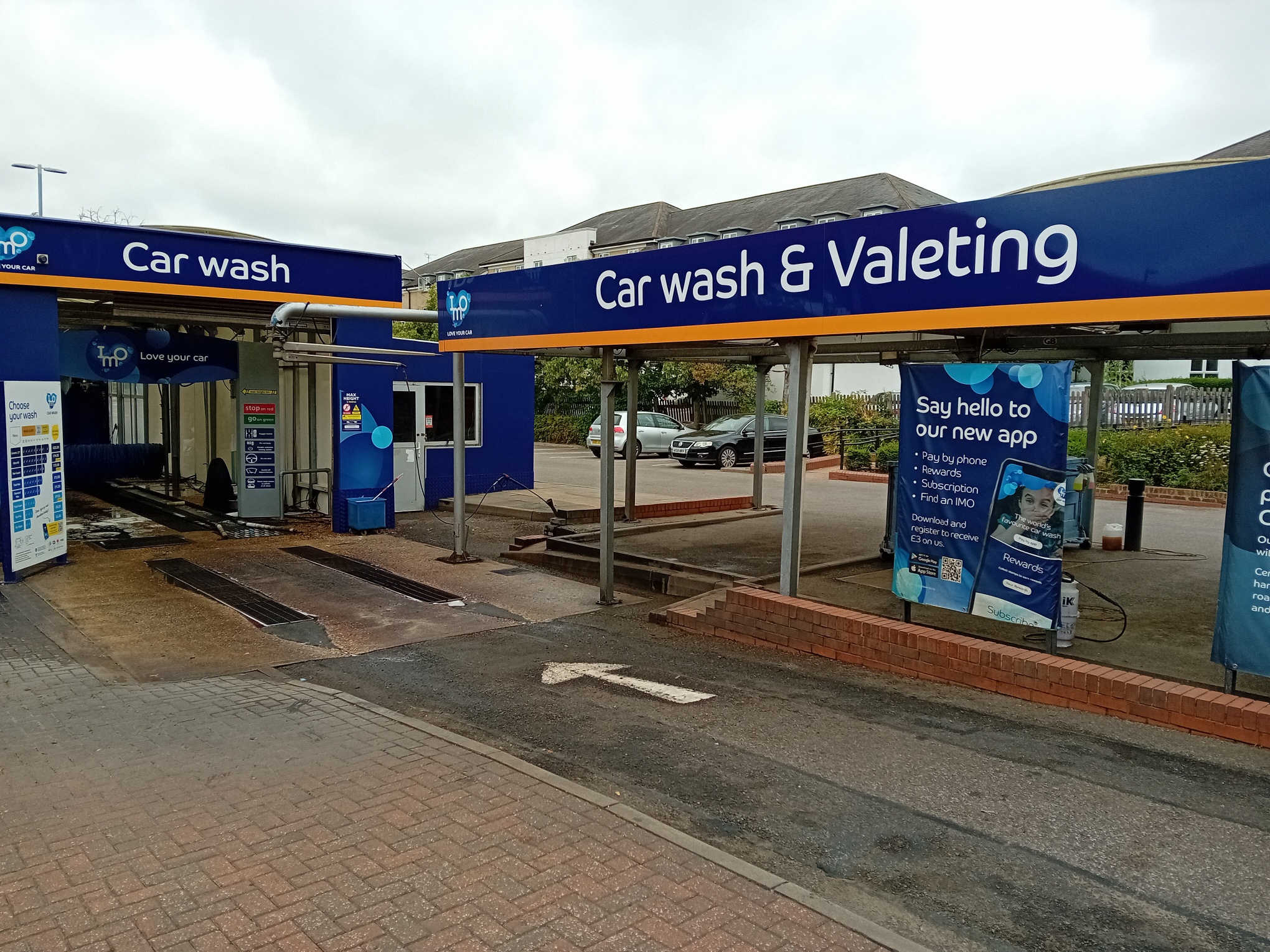 IMO Car Wash Woking (Sainsbury)